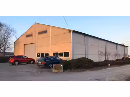 entrepôt à louer à tielt pour € 895
