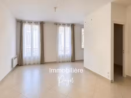 baille/lodi 13005 - grand t1 bis avec coin nuit séparé