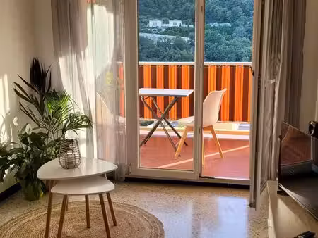 appartement meublé au calme avec terrasse