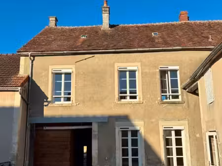 appartement f4 72 m² à louer – sougères-en-puisaye