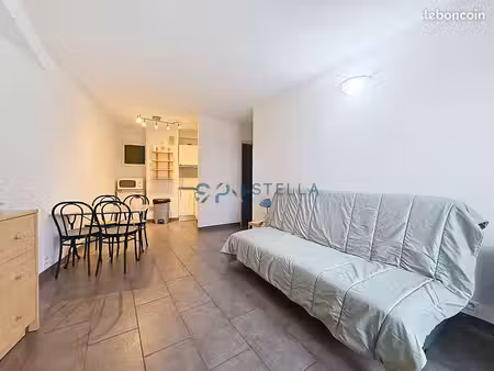 studio 1 pièce 26 m²