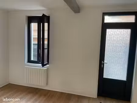 à louer petite maison de ville centre ville