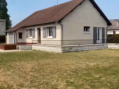 maison 83 m² – 3 chambres  terrain 1 200 m² et garage – ladon