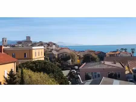 charmant trois pièces de 67m² avec terrasse