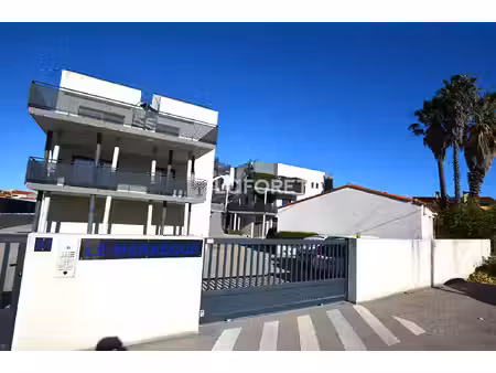 argeles - t3 de standing avec grande terrasse et garage