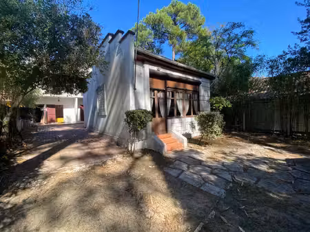 au pyla-sur-mer  propriété atypique à réinventer sur 508 m²  proche de la dune du pilat.