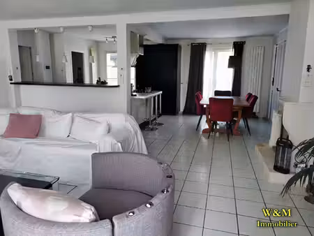belle maison 5 chambres sur 1700 m2 de terrain - vert le petit