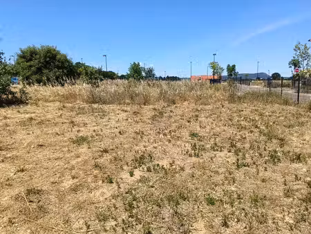 terrain constructible neuf à vendre