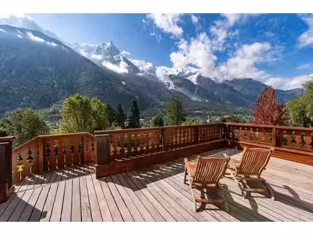 chamonix - un magnifique chalet avec un grand jardin aux moussoux