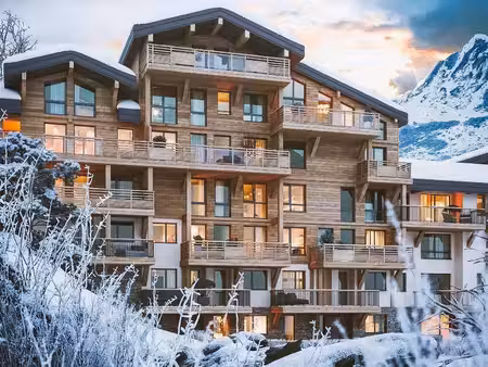 appartement val d' isère 5 pièce(s) 99.21 m2