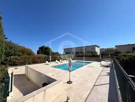 exclusif - bréguières - 2p en rdj - piscine - sud - calme - parking
