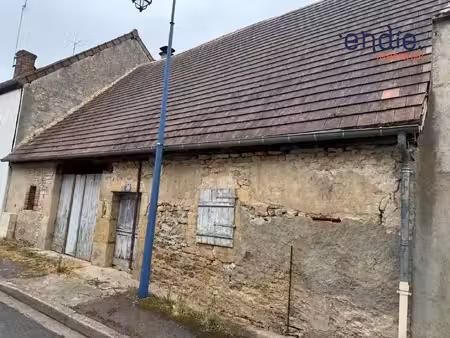 maison à saint pierre le moutier