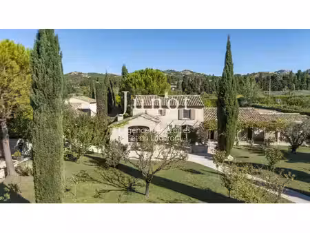 maussane-les-alpilles - mas en campagne - parc paysager 2.900m² - piscine - terrasse -...