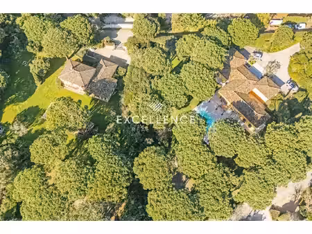 domaine pampelonna : domaine avec deux villas à vendre à sain