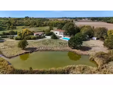 propriété d'exception – un écrin de nature au cœur de l'Île d'ol