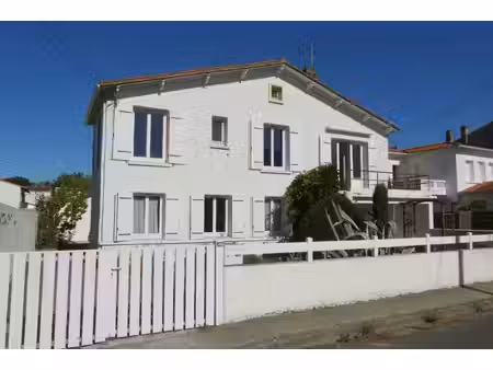 royan proche centre - maison 7 pièces 132 m²