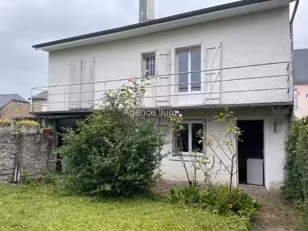 maison de 144 m² - 5 mn d'oloron- jardin - garage -