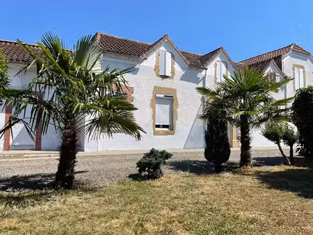 maison ancienne entièrement rénovée prechac sur adour