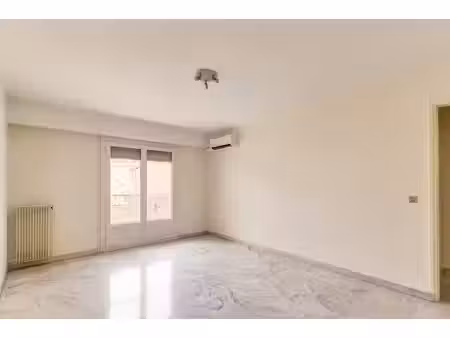 appartement 2 pièces avec balcon et cave  investissement locatif