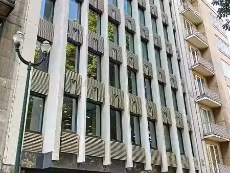 louisa 475: kantoren 331m²