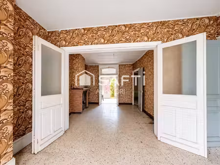 maison à rénover entièrement - fort potentiel