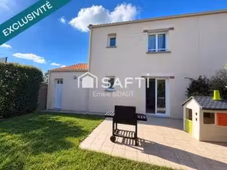 vente maison à montaigu (85600) : à vendre / 80m² montaigu