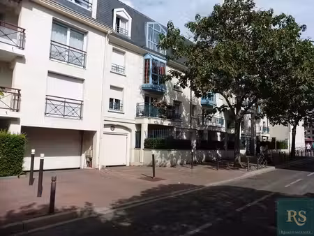 2 pièces plein centre ville antony - balcon - cuisine équip