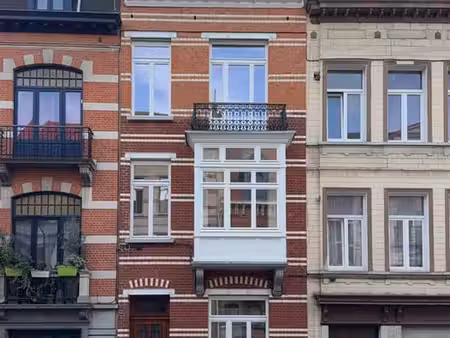 quartier européen - duplex 2ch + jardin
