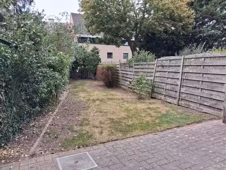 beau duplex avec jardin!
