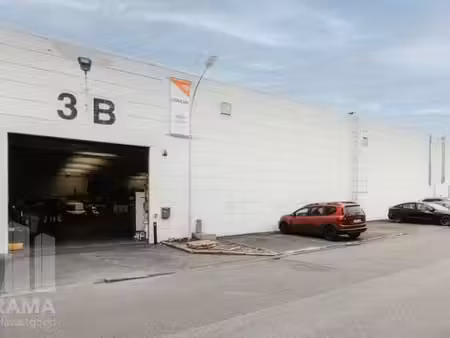 bâtiment d’entreprise à louer à zaventem pour € 6.300