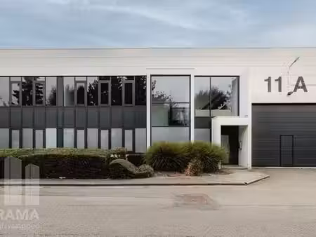 bâtiment d’entreprise à louer à zaventem pour € 7.048