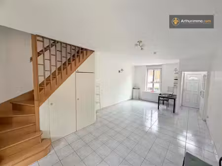 vente maison 4 pièces 90 m2 à croix