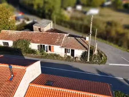 vente maison à froidfond (85300) : à vendre / 96m² froidfond