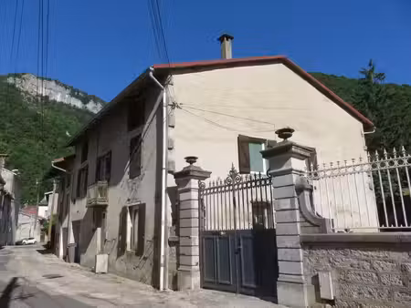maison à vendre chaley 5 pièce(s) 100m2 138 500€