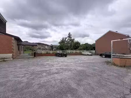 terrain a batir avec permis obtenu pour 3 maisons avec jard