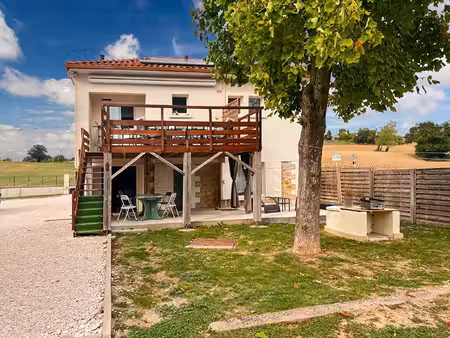 belle maison de campagne proche de tournon d'agenais ..