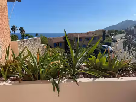 exclusivité 2 pièces dernier étage vue mer