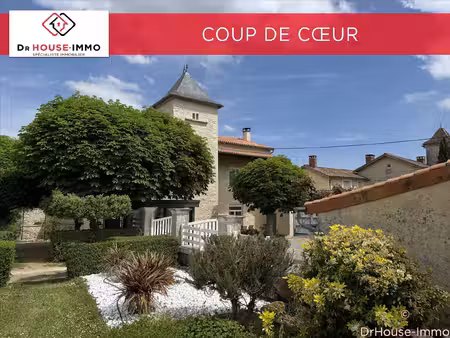 ancien logis avec dépendances - secteur ruffec