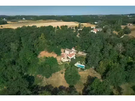 propriété de campagne avec piscine  annexe et vue panoramique