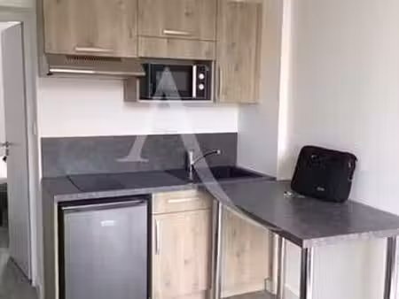location appartement 2 pièces meublé aux herbiers (85500) : à louer 2 pièces meublé / 25m²