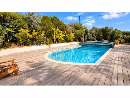 bidart pavillon royal  propriété t8 de caractère avec piscine & t3 indépendant