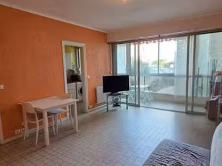 vente appartement 2 pièces piscine à la grande-motte (34280) : à vendre 2 pièces piscine /