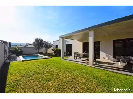 maison 5 pièces 144 m²