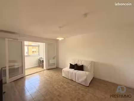 studio 1 pièce 37 m²