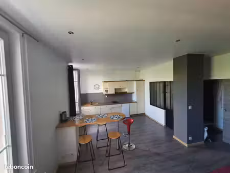 appartement ouvert à moins de 10 mn de gare partdieu lyon 3