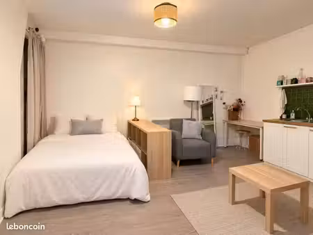 studio 1 pièce 24 m²
