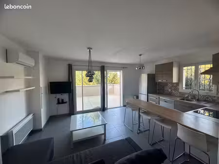 location appartement t2 meublé avec terrasse
