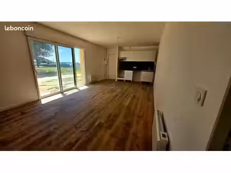 appartement t2 rénové avec jardins