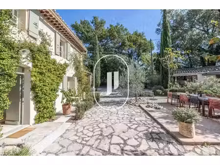 exclu - mas provençal à vendre avec piscine proche vaison