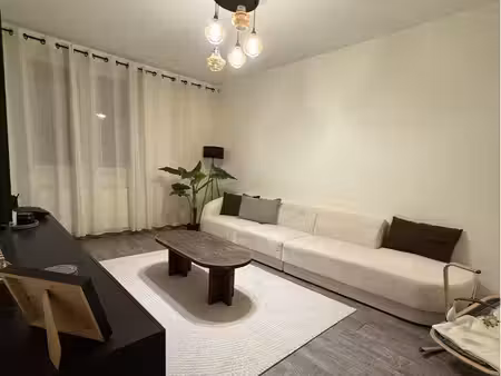 appt t3 66m2 - la tour du pin - 729 cc